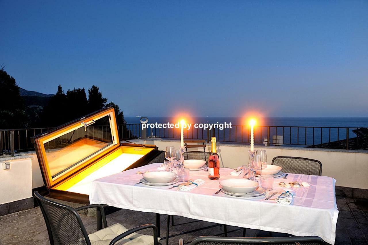Вилла Luxury Penthouse Sea View Корнилья Экстерьер фото