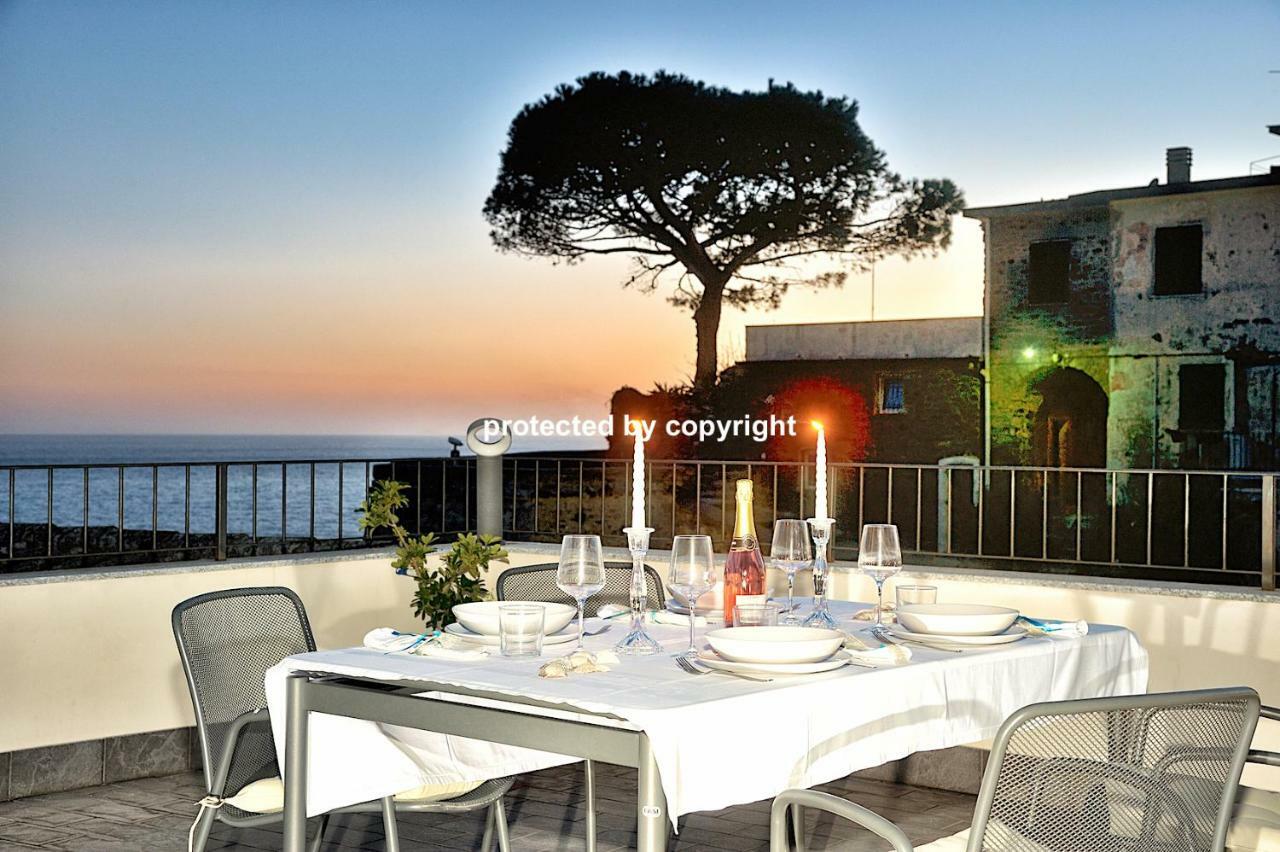 Вилла Luxury Penthouse Sea View Корнилья Экстерьер фото