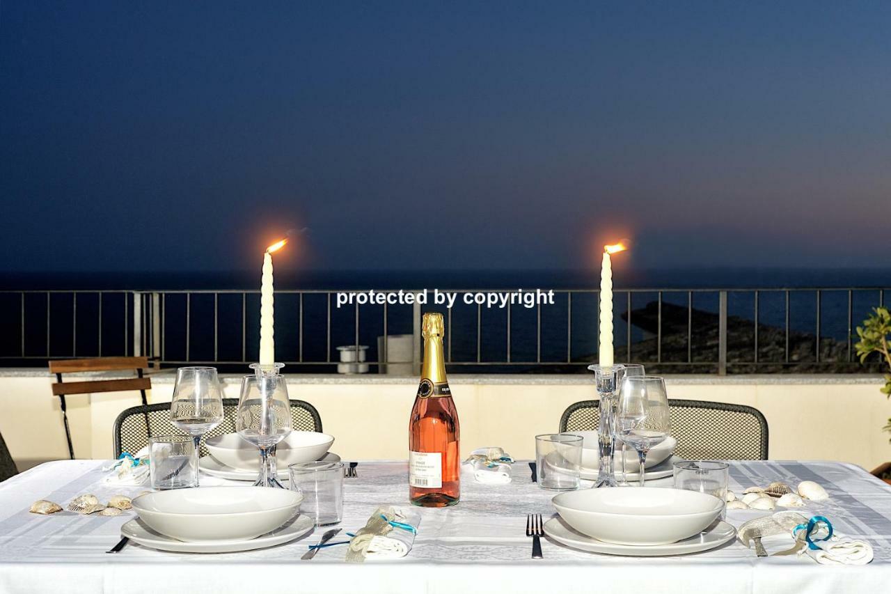 Вилла Luxury Penthouse Sea View Корнилья Экстерьер фото